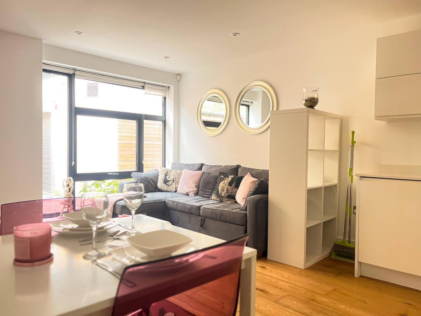 Omega Terrace, Luxury Modern Interior, Located Close To Alexandra Palace Londra Dış mekan fotoğraf