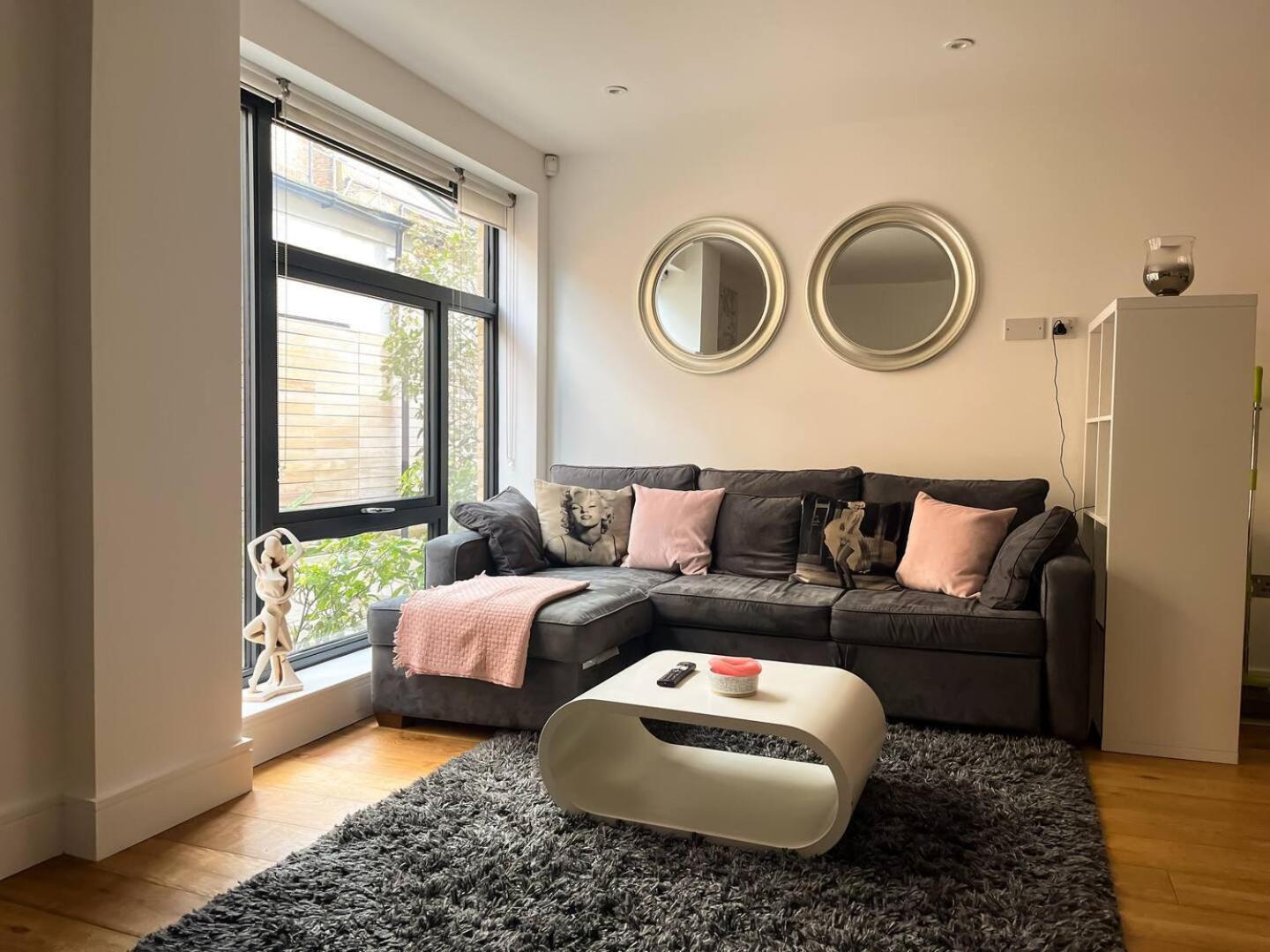 Omega Terrace, Luxury Modern Interior, Located Close To Alexandra Palace Londra Dış mekan fotoğraf